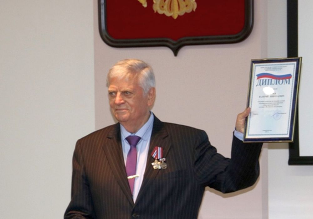 Почётный гражданин Валерий Такоев отметил 80-летие