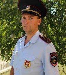Народный участковый и следопыт Полицейский Ширяев рассказал историю о воришке на снегу
